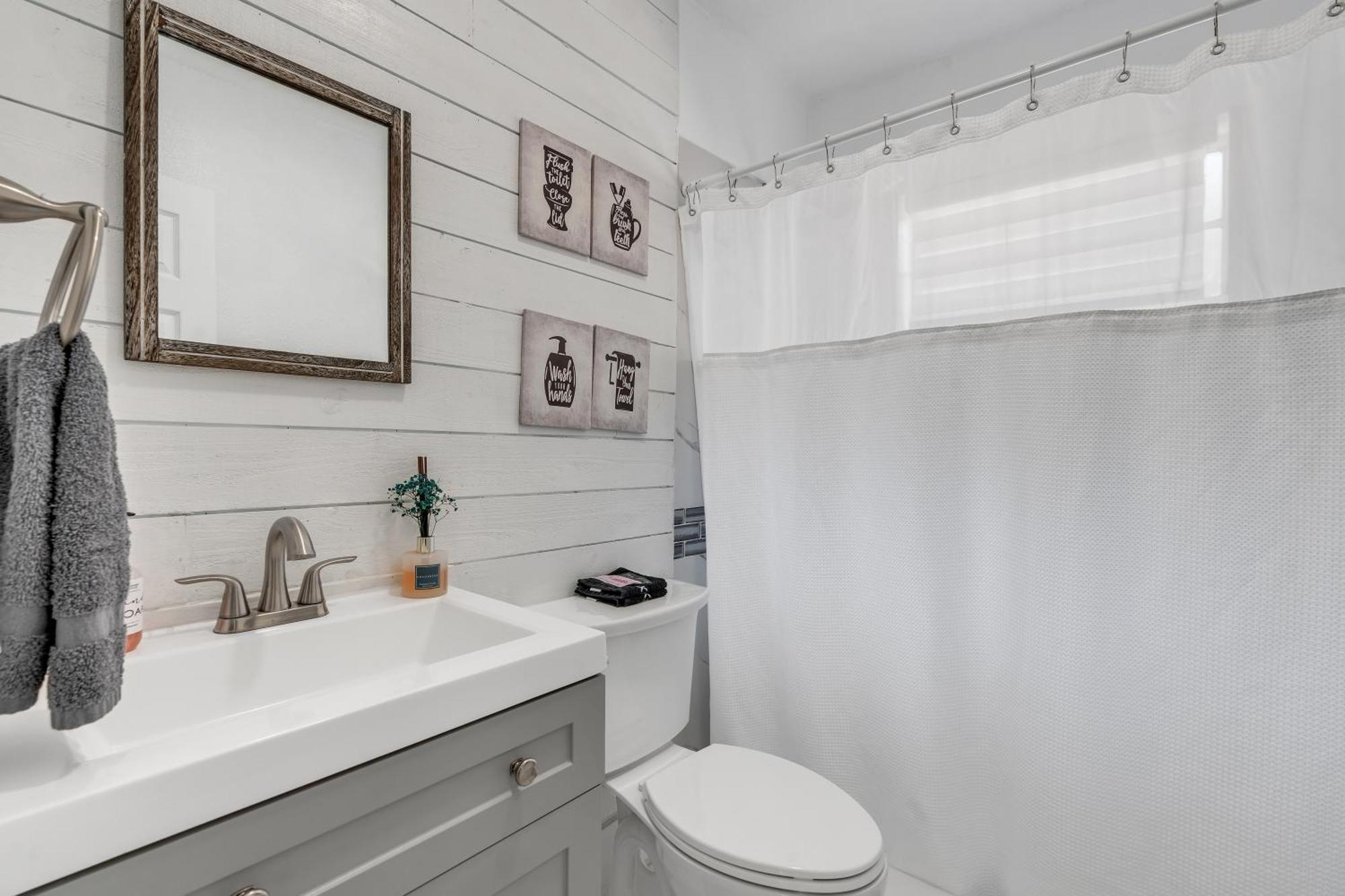 Stunning Modern Home In Tampa With Pool - Just 5 Minutes From Airport! מראה חיצוני תמונה