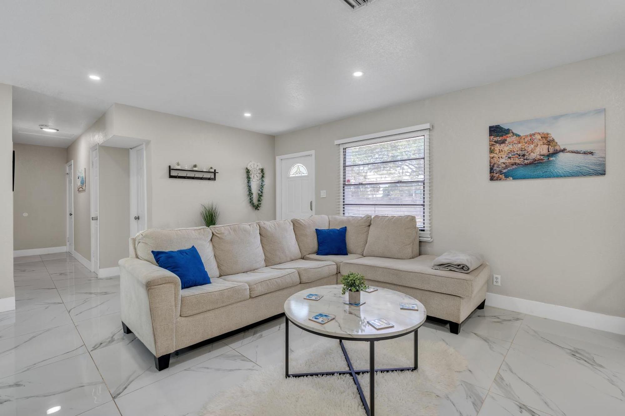 Stunning Modern Home In Tampa With Pool - Just 5 Minutes From Airport! מראה חיצוני תמונה
